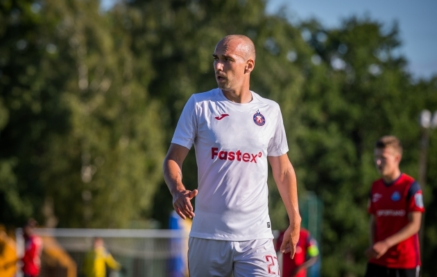 Käit ja Rapid tegid Farulile Flora eest tagasi, Baranov osales tulises Jerevani derbis 