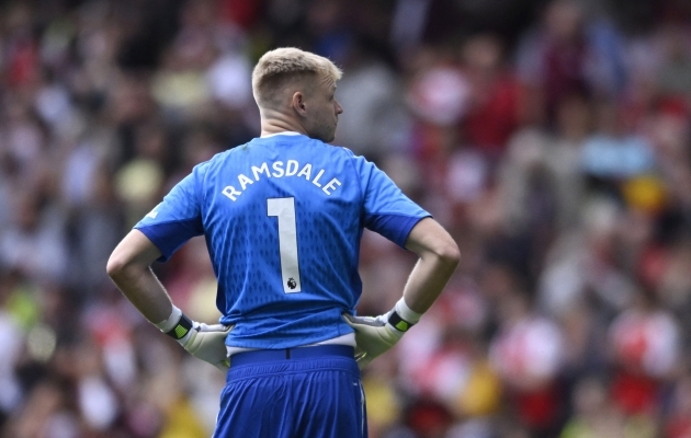 Ramsdale, care a pierdut mănușile Arsenal în fața Raya: Mă doare – Soccernet.ee