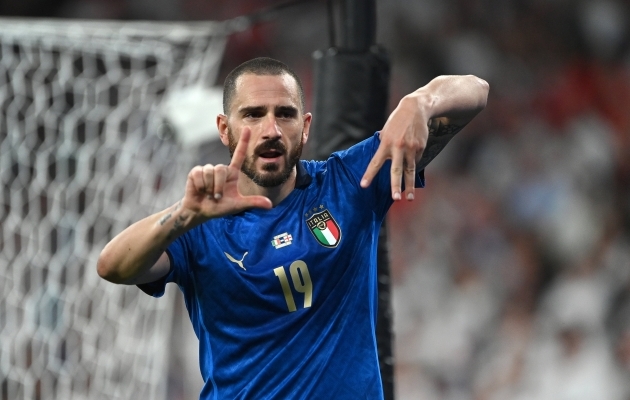 Beckenbonucci maandus Berliinis! Itaalia legend kolis esmakordselt välismaale