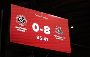 Ajalugu on tehtud: kaheksa erinevat Newcastle'i mängijat sahistasid Sheffieldi võrku