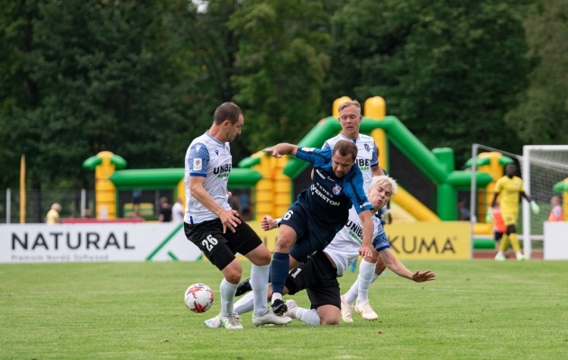 Sergei Mo&scaron;nikov sai eelmises m&auml;ngus hoo &uuml;les. Kuidas Kalev suudab teda ja Paidet pidurdada? Foto: Liisi Troska / jalgpall.ee