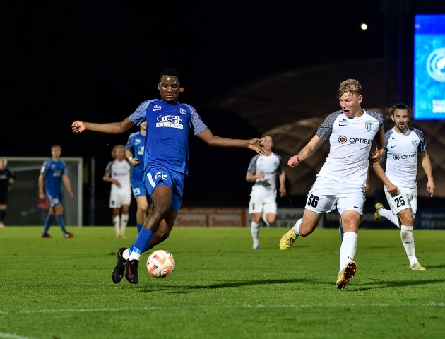 Ahmed Basher Robert Veeringu vastu. Foto: Imre P&uuml;hvel