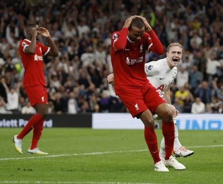 Hull mäng! Liverpool kaevas endale kaks sügavat auku ja hüppas 30 sekundit enne pääsemist peakat