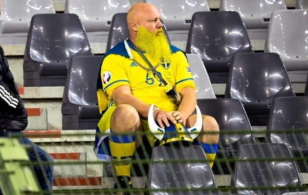 Murelik Rootsi fänn Brüsseli staadionil. Foto: Scanpix / Imago images / Nico Vereecken