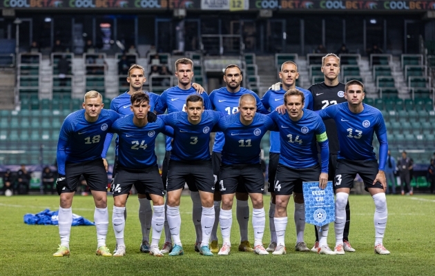 Echipa națională masculină a Estoniei în meciul cu Thailanda.  Foto: Jana Bibar