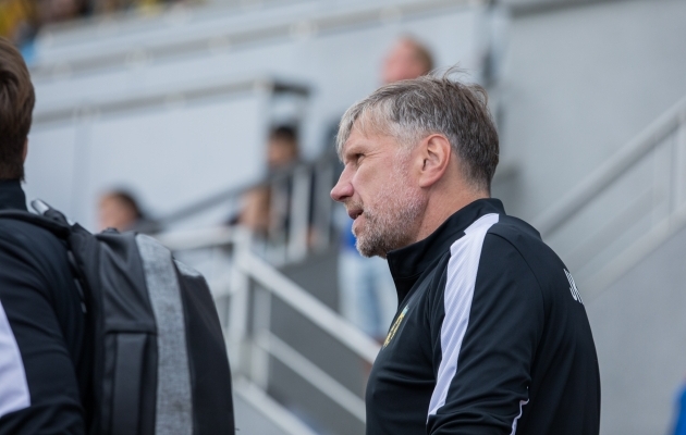 Igor Prins jahib oma s&uuml;nnip&auml;eval Kadrioru staadionil tabeli kolmandat rida. Foto: Katariina Peetson / jalgpall.ee