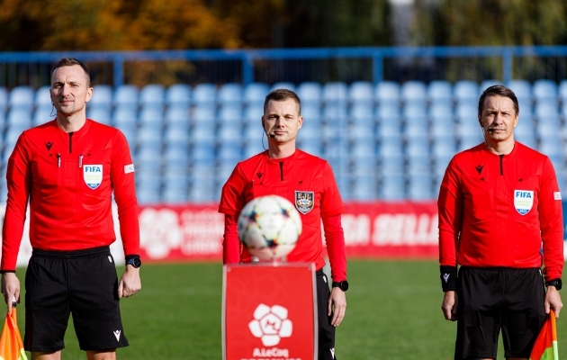Kristo K&uuml;lljastineni (keskel) vile tekitas Igor Prinsis pahameelt. Tagantj&auml;rele tundub, et selleks polnud p&otilde;hjust. Foto: Oliver Tsupsman