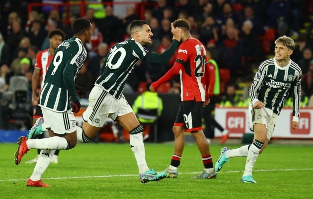 McTominay muutus kangelasest patuoinaks, aga äärekaitsjad päästsid Man Unitedile võidupunktid