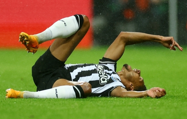 Must õhtu: Newcastle kaotas lisaks mängule kaks põhimeest