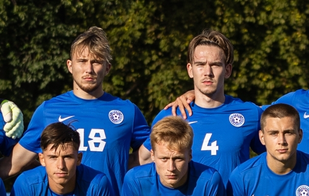 Tanel Tammik (number 18) ja Sander Alex Liit (number 4). Foto: Katariina Peetson / jalgpall.ee