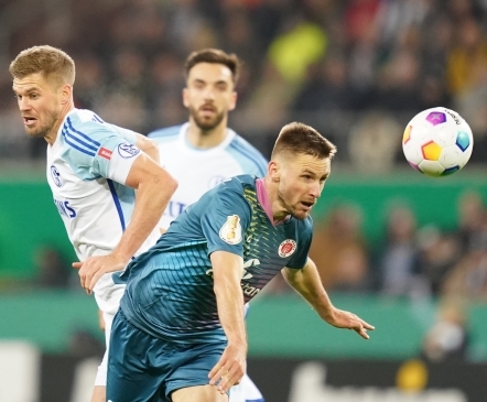 Vinge karikaõhtu: Mets ja St. Pauli lõid Schalke auti, Palumets pääses põhikoosseisu  (+ Shein ja Antonov) 