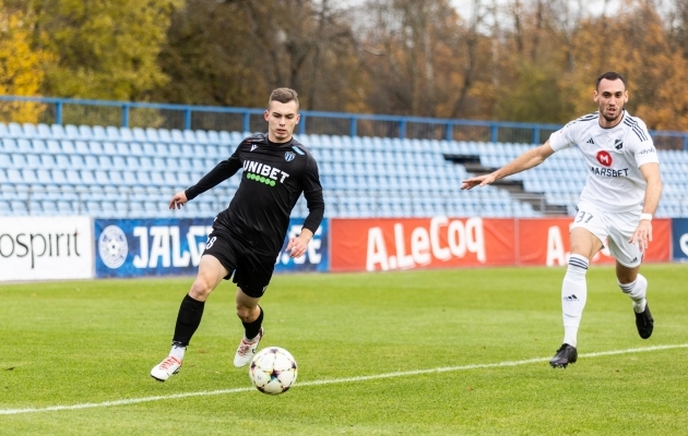 Aleksandr &Scaron;apovalovil &otilde;nnestus k&uuml;ll Giannis Tsivelekidis &uuml;le m&auml;ngida, kuid omad polnud kasti veel j&otilde;udnud. Foto: Brit Maria Tael