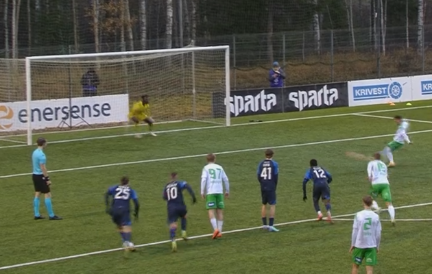 Loetud sentimeetrid, mis Jarju penaltil&ouml;&ouml;gi hetkeks v&auml;ravajoonelt v&auml;ljas oli, v&otilde;isid minna Paidele maksma 150 000 eurot. Foto: ETV+ kuvat&otilde;mmis