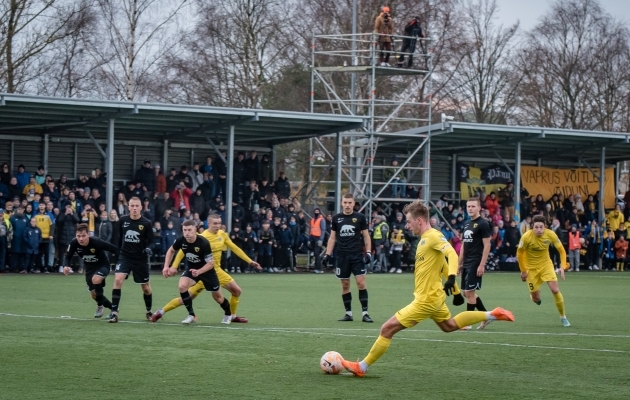 Sander Lahe lahkumismäng lõppes Kuressaare võiduga, mille tõi Laht isiklikult. Foto: Allan Mehik