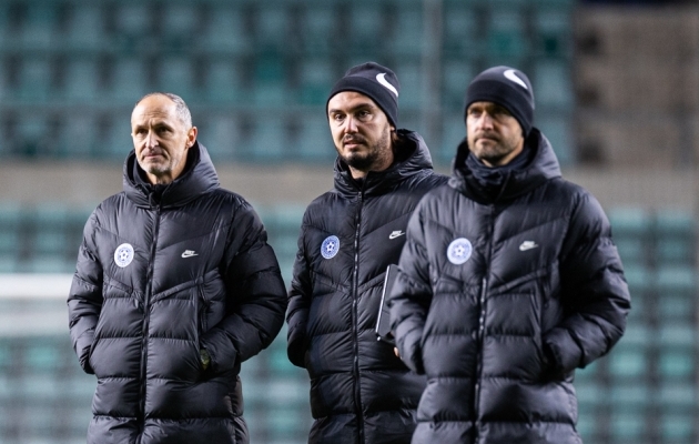 Eesti koondise treenerid (vasakult) Thomas Häberli, Ervin Gashi ja Norbert Hurt. Foto: Jana Pipar