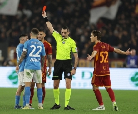 Midagi iga 10 minuti tagant! Napoli sai punaseid, Roma lõi väravaid