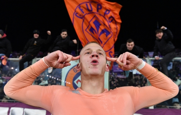 Kindlad raamid ja täpsed penaltid aitasid Fiorentinal karikaspetsialisti staatust hoida