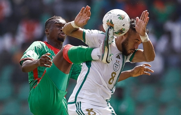 Alžeeria saatus on nende enda kätes, aga selleks tuleb mängida paremini kui kahes esimeses kohtumises. Foto: Scanpix / AFP / Kenzo Tribouillard