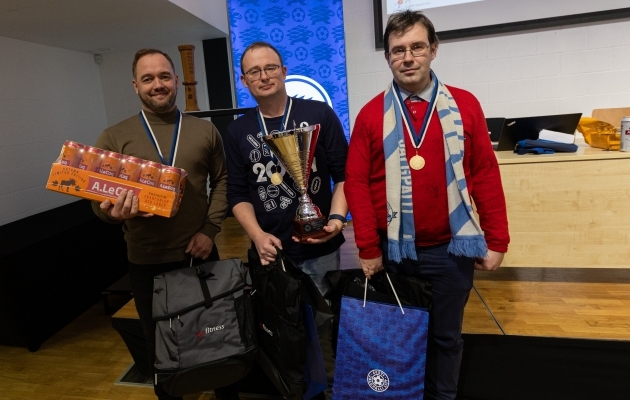 Puupallurite võistkond koosseisus (vasakult) Andres-Andi Sarv, Rene Štrik ja Matis Song. Foto: Katariina Peetson / jalgpall.ee