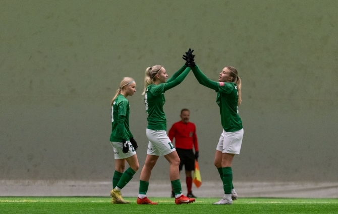 Fotografie live: Flora, care a marcat șase goluri în runda de deschidere a Ligii Baltice, îl găzduiește pe Drie Liepaja (formația Flora, startul de la ora 18.30!) – Soccernet.ee