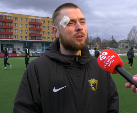 Kapper kümnekesi mängimisest: ei tea, kas nende ründaja tunneb suluseisureeglit  (Veelma: võitluse osas oleme juurde pannud) 