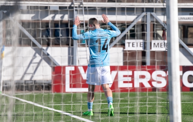 Robi Saarma pärast Nõmme Unitedile löödud 1:0 väravat. Foto: Liisi Troska / jalgpall.ee