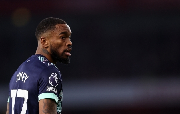 Southgate kutsus EM-i soojendusesinemiseks kaks uut nägu, tagasi on ka Toney