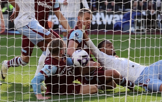 West Ham Unitedi hiline võiduvärav tühistati Tomaš Souceki käega mängu tõttu. Foto: Scanpix / David Klein / CSM via ZUMA Press Wire