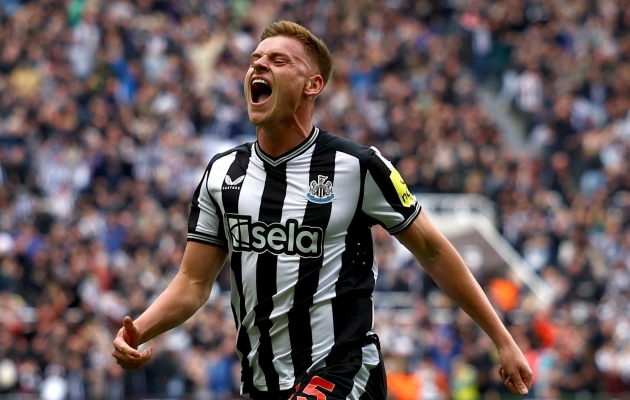 Ootamatu päästeingel tassis Newcastle’i rongi alt välja. Moyesi jalgealune on tuline