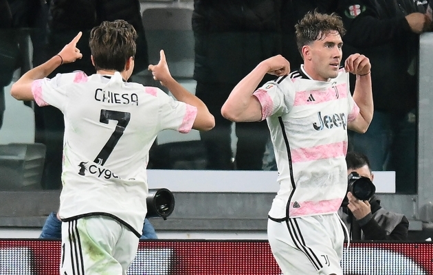 Juventuse väravate eest hoolitsesid Federico Chiesa ja Dušan Vlahovic. Foto: Scanpix / Alessandro Di Marco / ANSA via ZUMA Press
