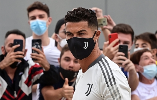 Cristiano Ronaldo sai Juventuselt raha kätte. Foto: Scanpix / AFP / Miguel Medina