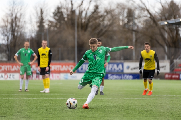 Ioan Yakovlev saatis penalti vastu posti. Foto: Katariina Peetson / jalgpall.ee