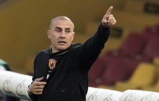 Udinese vallandas senise treeneri ja palkas asemele Cannavaro
