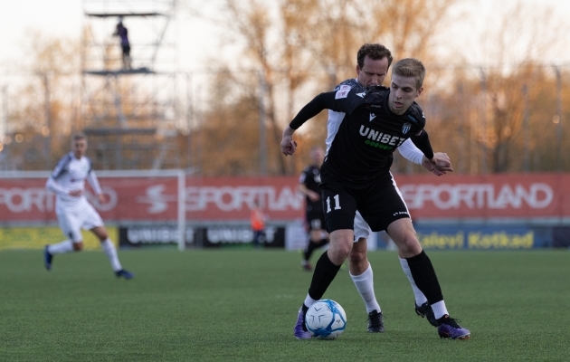 Tristan Toomas Teeväli oli pärast 0:3 kaotust Flora vastu nõutu. Foto: Katariina Peetson / jalgpall.ee