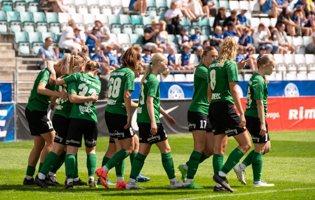 Flora naiskond lõi karikafinaalis kaks väravat. Foto: Liisi Troska / jalgpall.ee