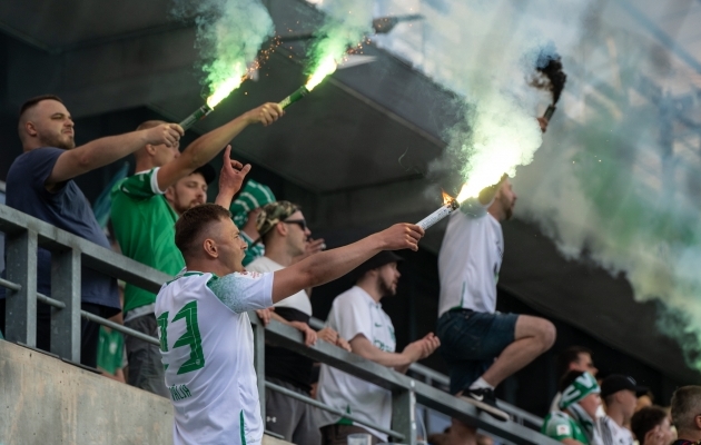 Levadia kogukonnajuht Lauri Välja viibis finaalmängu ajal ise Levadia fännisektoris ja kinnitas, et midagi sobimatut ei öeldud. Foto: Liisi Troska / jalgpall.ee