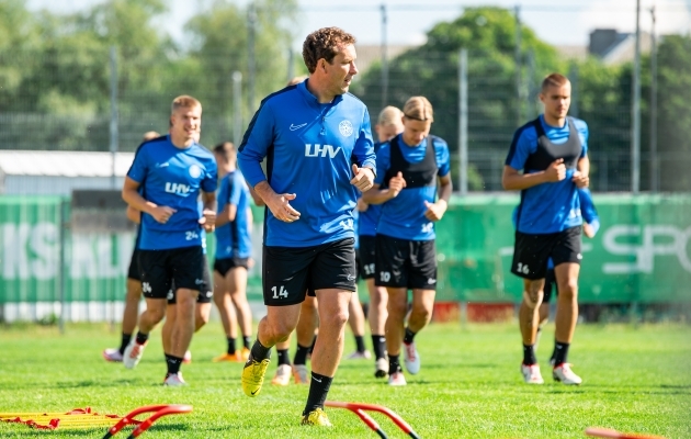 Konstantin Vassiljev Eesti koondise treeningul. Foto: Liisi Troska / jalgpall.ee