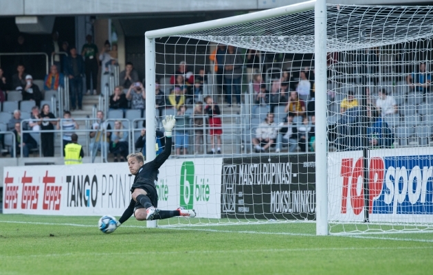 Karl Andre Vallner tõrjus Balti turniiri finaalis kaks penaltit. Foto: Liisi Troska / jalgpall.ee