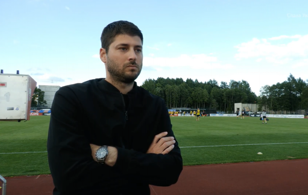 Ivan Stojkovic mängujärgsel intervjuul. Foto: Soccernet.ee