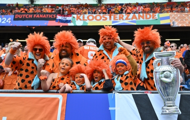Hollandi koondise fännid EM-finaalturniiril. Foto: Oliver Hardt - UEFA / UEFA via Getty Images