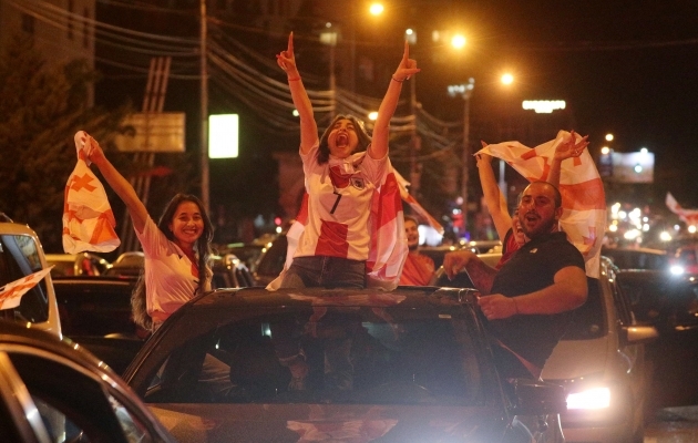 Esimest korda EM-il võistlev Gruusia jõudis üllatuslikult 16 parema sekka. Foto: Scanpix / Reuters / Irakli Gedenidze