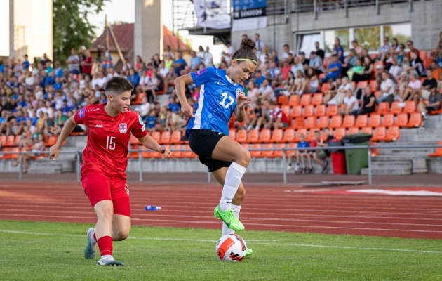 Mari Liis Lillemäe tegutses oma äärel hästi ning panid vastast korralikult proovile. Foto: Katariina Peetson / jalgpall.ee