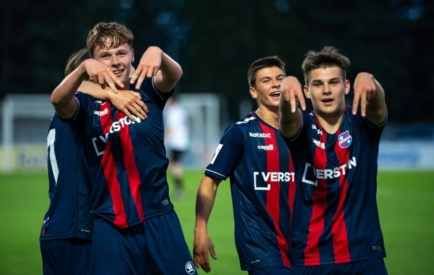 Noored tegid kõvasti mängu, aga ... Foto: Liisi Troska / jalgpall.ee