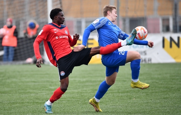 Tartu Tammeka ja Narva Trans võitlevad Premium liiga viienda koha eest. Foto: Sergei Stepanov