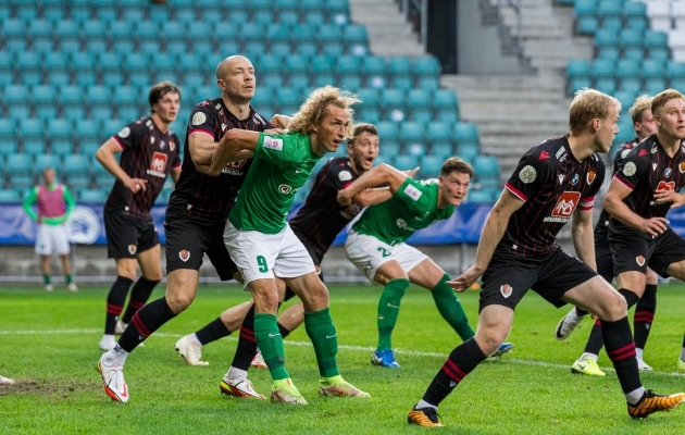 Floral jäi jõudu väheks, et murda Vikinguri. Foto: Katariina Peetosn / Jalgpall.ee 