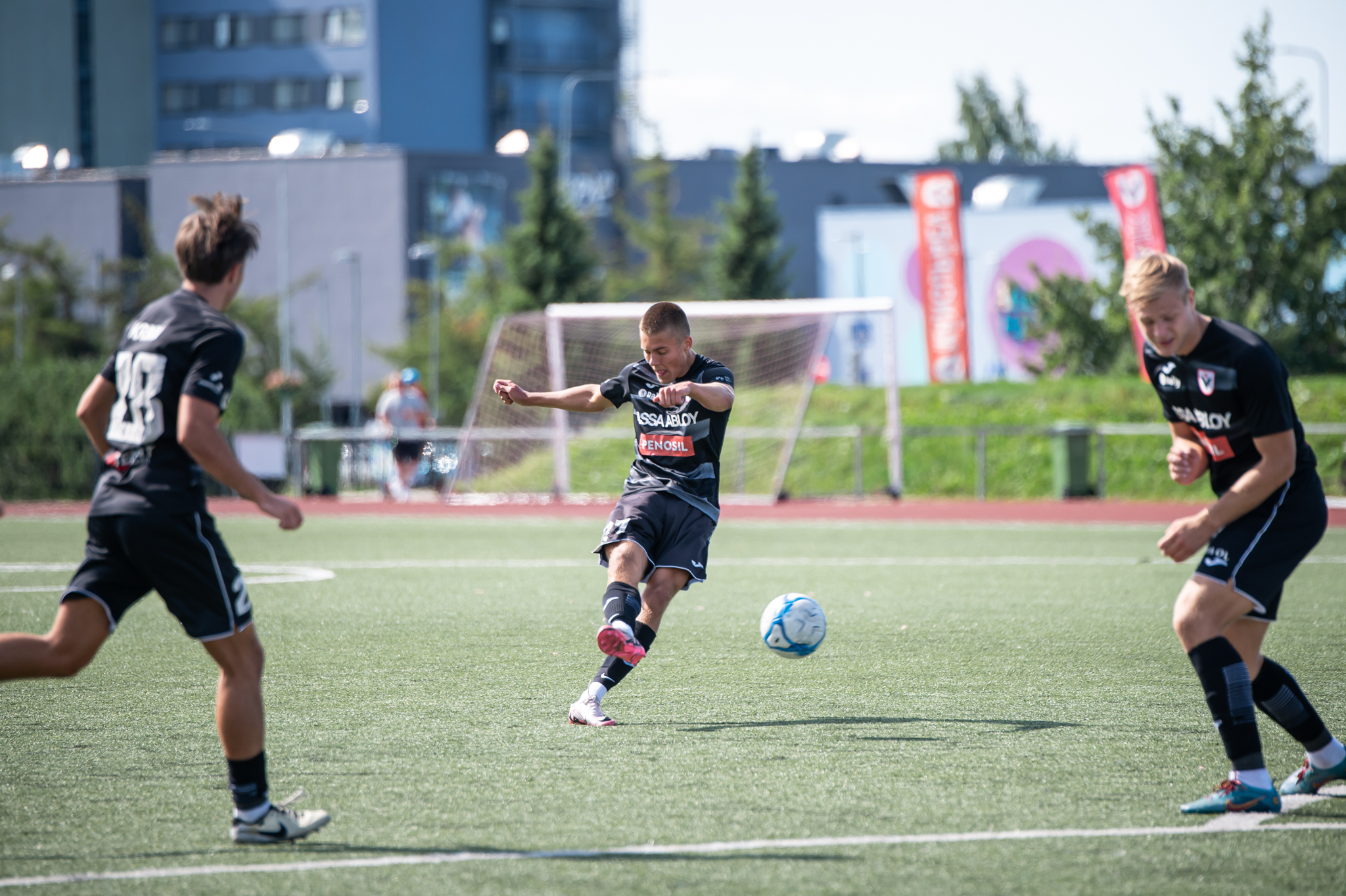 VAATA JÄRELE: 90+4. minutil penalti sisse lasknud Viimsi viigistas Welcoga, ent säilitas liidrikoha