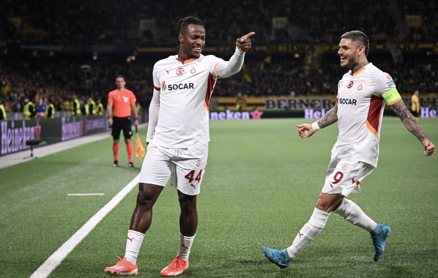 Michy Batshuayi tähistamas koos Mauro Icardiga. Foto: Scanpix / IMAGO / Markus Ulmer / Teamfoto