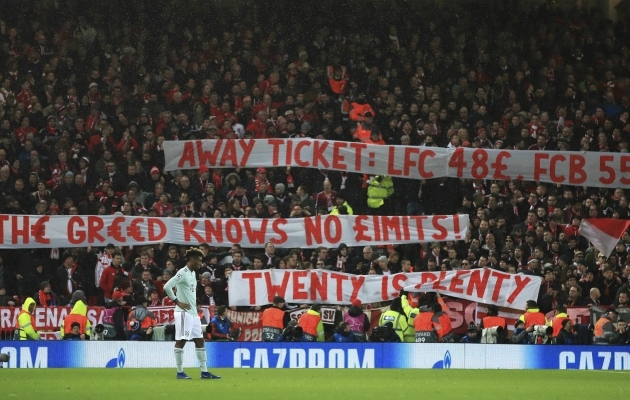 UEFA määras võõrsilpiletitele uue piirmäära. Foto: Scanpix / Peter Byrne / PA via AP