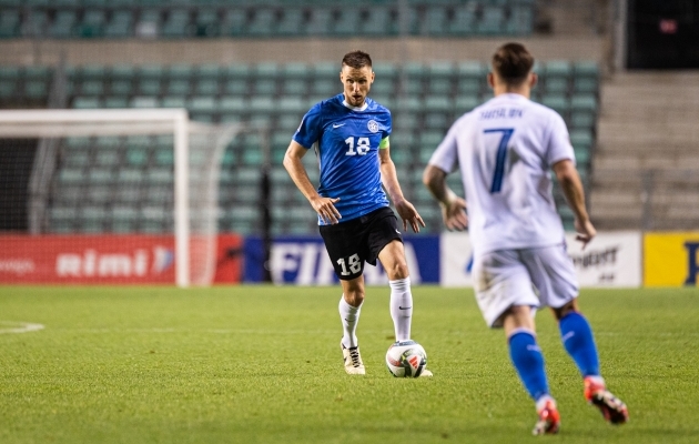 Eesti meeste koondise kapten Karol Mets oli Slovakkia vastu parim mängija sinises särgis. Foto: Jana Pipar