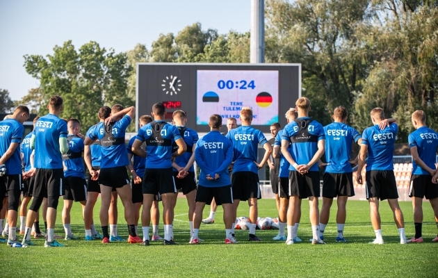 Kadrioru staadioni tabloo ei valeta, Eesti U21 koondis võõrustab Saksamaa eakaaslasi. Foto: Liisi Troska / jalgpall.ee